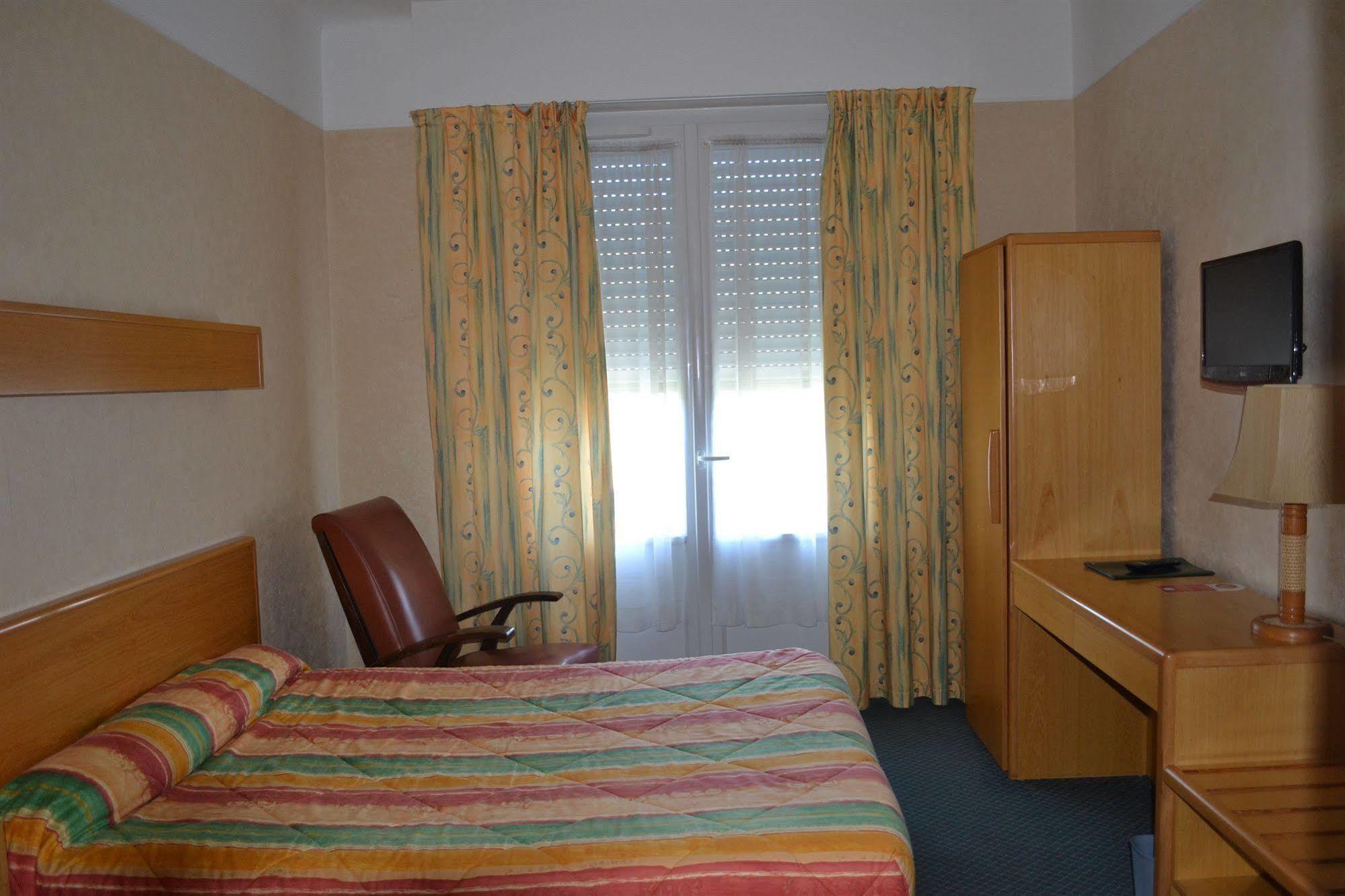 Hotel Le Bretagne Σαιν-Ναζαίρ Εξωτερικό φωτογραφία