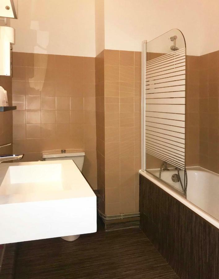 Hotel Le Bretagne Σαιν-Ναζαίρ Εξωτερικό φωτογραφία