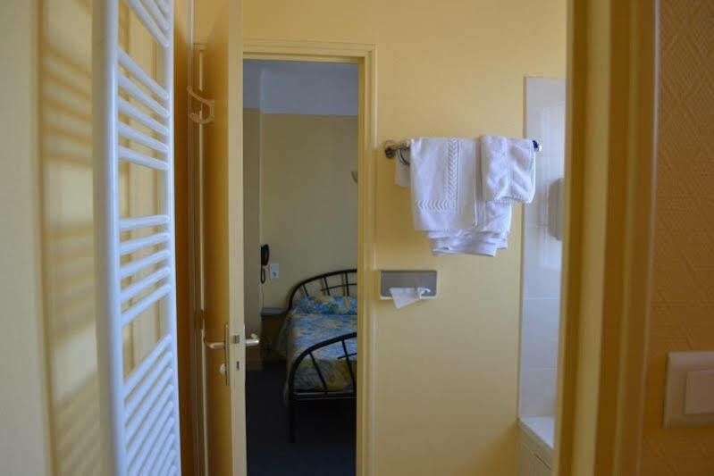 Hotel Le Bretagne Σαιν-Ναζαίρ Εξωτερικό φωτογραφία